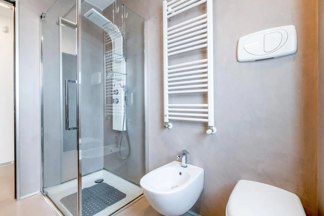 Rimini Marina Centro Station Apartment 0*,  איטליה